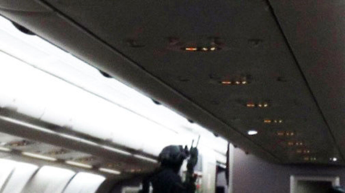 Αποκλεισμένο το αεροδρόμιο της Μελβούρνης - Απειλή για βόμβα σε αεροπλάνο